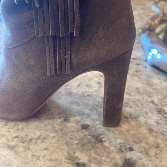 Super cute boots - Picture 3 of 7